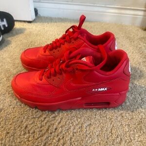 all red airmax size 5.5 youth